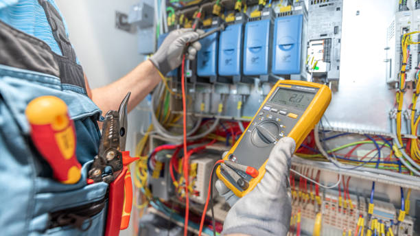  Van Vleck, TX Electrician Pros